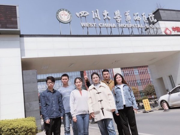 具备良好职业素质与执业能力的